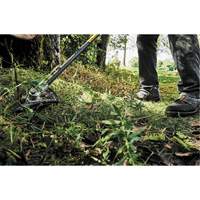 Accessoire universel pour d&eacute;broussaillage M & M Nord Ouest Inc