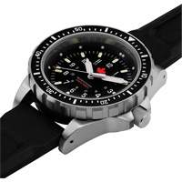 Très grande montre à quartz pour plongeur avec feuille d'érable rouge, Numérique, À piles, 46 mm, Noir OR480 | M & M Nord Ouest Inc