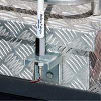 Support porte-drapeau Safety Whip M & M Nord Ouest Inc