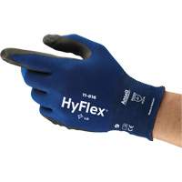 Gants HyFlex 11-816, 6, R&ecirc;vetement Mousse de nitrile, Calibre 18, Enveloppe en Nylon/Spand M & M Nord Ouest Inc
