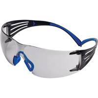 Lunettes de s&eacute;curit&eacute; SecureFit s&eacute;rie 400, Lentille Int&eacute;rieur/ext&eacute;rieur, Antibu&eacute;e/Anti-&eacute;gratignures, ANSI Z87+/R&eacute;pond ou surpasse la norme CSA Z94.3 M & M Nord Ouest Inc