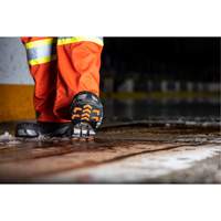 GripPro™ Spikeless Traction Aids, Rubber, Grooved Traction, Medium/Small SHA880 | M & M Nord Ouest Inc