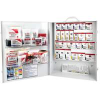 Armoire pour premiers soins SmartCompliance, R&eacute;pond &agrave; la norme CSA Z1220-17 type 3 environnements &agrave; haut risque, Moyen (26-50 travailleurs) M & M Nord Ouest Inc