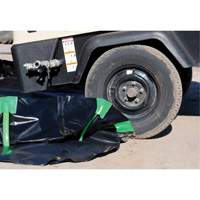 Ultra-Containment Berm&reg;, 179 US gal. Capacity, 4' W x 6' L x 12" H, Stake Wall M & M Nord Ouest Inc