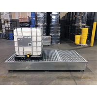 Ultra-Twin IBC Spill Pallet en acier, Capacit&eacute; de d&eacute;versement 370 gal. US, 103,8" x 26,8" x 51,1" M & M Nord Ouest Inc