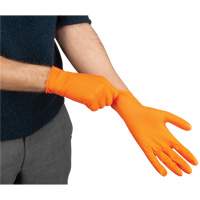 Heavyweight Tactile Grip Examination Gloves, Small, Nitrile, 8-mil, Powder-Free, Orange M & M Nord Ouest Inc