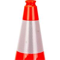C&ocirc;ne de signalisation de premi&egrave;re qualit&eacute;, 18", Orange, Bande(s) r&eacute;fl&eacute;chissante(s) 6" M & M Nord Ouest Inc