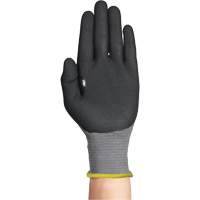 Gants r&eacute;sistants &agrave; la coupe HYFLEX 11-574, Taille 5/2T-petit, Calibre 21, Rev&ecirc;tement Mousse de nitrile, Enveloppe en Intercept, ASTM ANSI niveau A4/EN 388 niveau D M & M Nord Ouest Inc