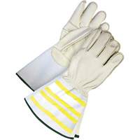 High-Visibility Utility Gloves with 6.25" Cuff, Small, Grain Cowhide Palm M & M Nord Ouest Inc