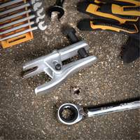 Universal Ball Joint Separator M & M Nord Ouest Inc