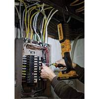 Lampe de travail portative, DEL, 500 lumens, 3 hres de fonctionnement, piles Rechargeable, Non compris M & M Nord Ouest Inc