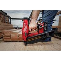 M18 Fuel 21 Degree Nailer Kit, 18 V, Lithium-Ion M & M Nord Ouest Inc