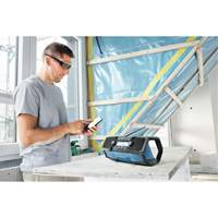 Compact Jobsite Radio with Bluetooth&reg; 5.0, Lithium-Ion, 18 V M & M Nord Ouest Inc