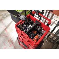 Bac &agrave; profil bas PACKOUT, 15" x 18-5/8" x 6-5/8", Noir/Rouge M & M Nord Ouest Inc