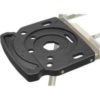 Escabeau industriel tr&egrave;s robuste s&eacute;rie 3400, 4', Aluminium, Capacit&eacute; 300 lb, Type 1A M & M Nord Ouest Inc