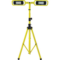 Lampe double Beacon Infinity avec tr&eacute;pied et support magn&eacute;tique, DEL, 40 W, 10800 lumens, Boîtier en Plastique/Aluminium M & M Nord Ouest Inc