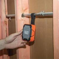 Wireless Jobsite Speaker (Tool Only), Lithium-Ion M & M Nord Ouest Inc