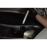 Lumi&egrave;re &eacute;troite, Crochet, Rechargeable, 500 lumens M & M Nord Ouest Inc